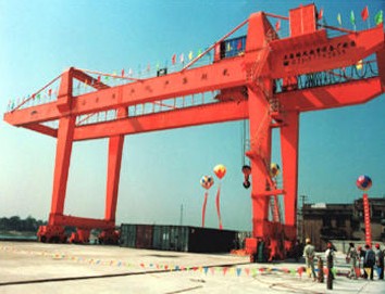 橋式起重機(jī). 橋式起重機(jī).