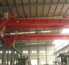 橋式起重機(jī) 橋式起重機(jī)