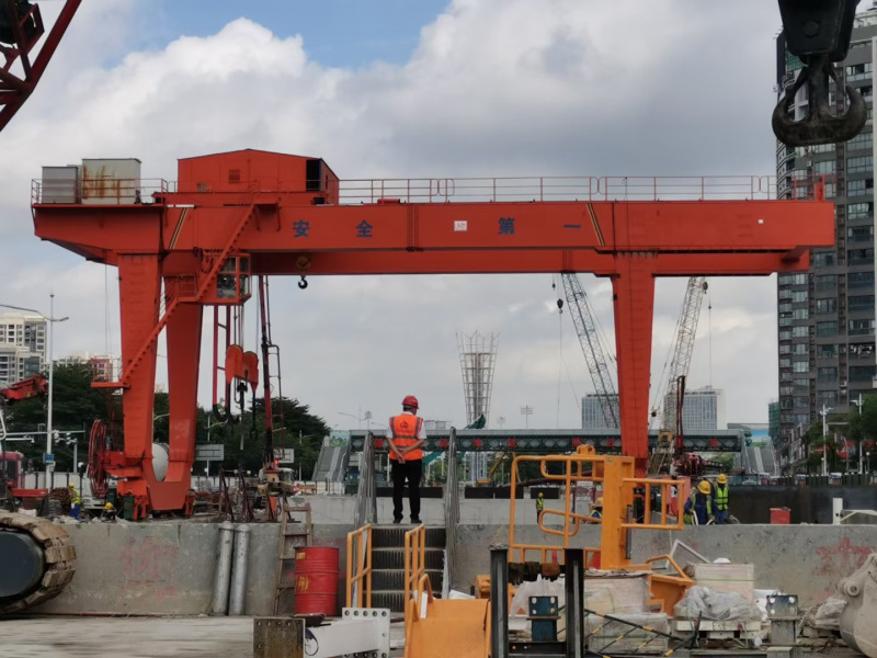 門式起重機 (5) 門式起重機 (5)